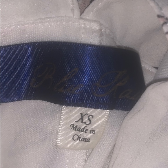 Blouse - Picture 2 of 4